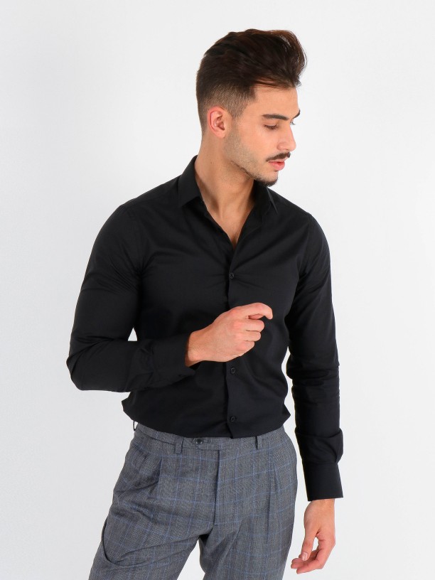 Slim fit plain classic shirt Slim fit plain classic shirt