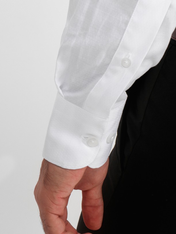 Camisa clássica slim fit 100% algodão