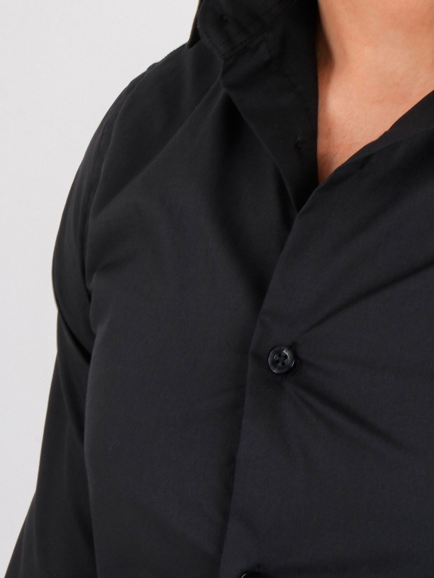 Slim fit plain classic shirt Slim fit plain classic shirt