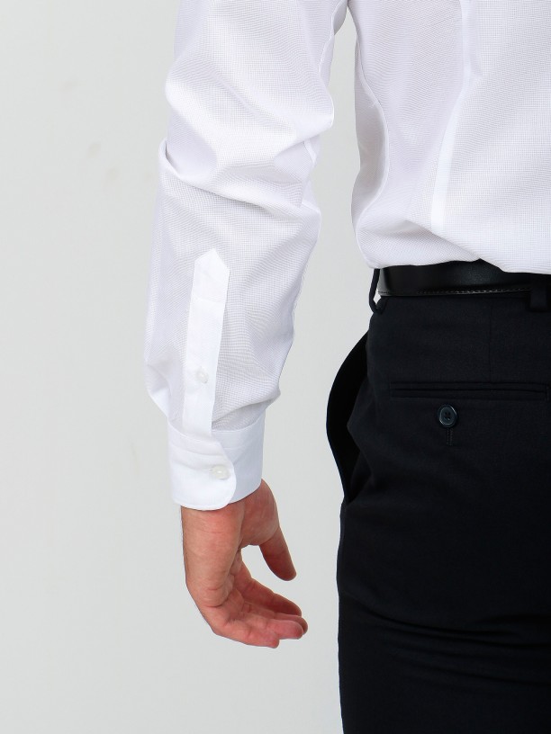 100% cotton slim fit classic shirt 100% cotton slim fit classic shirt