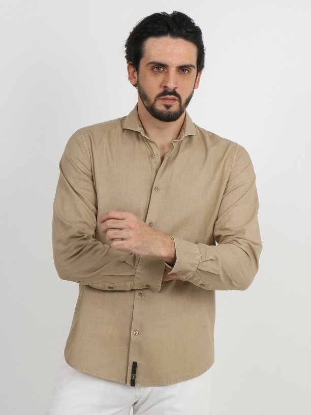 Camisa de linho e algodão colarinho curto