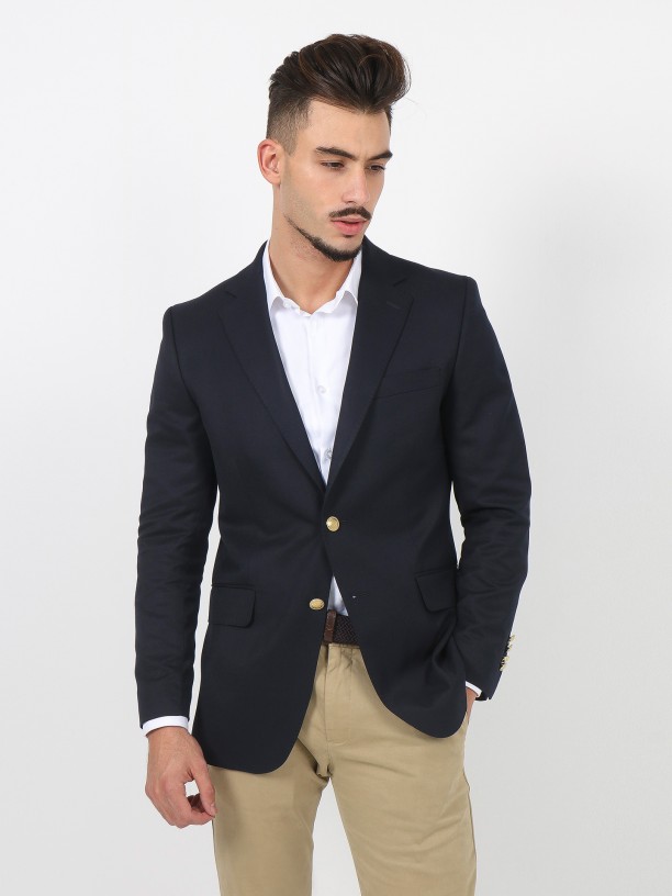 Blazer liso com botes dourados