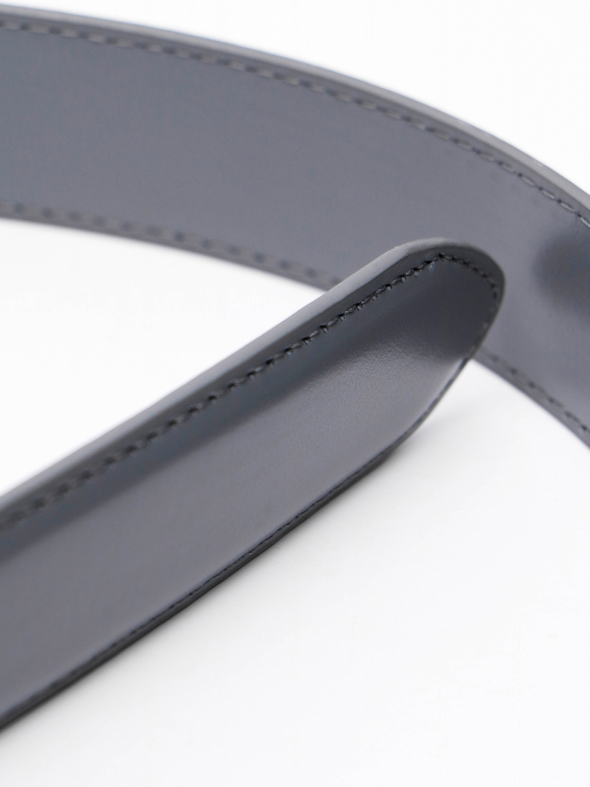 Leather elegant belt