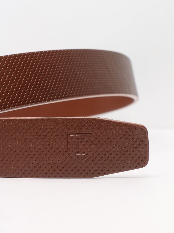 Leather casual belt