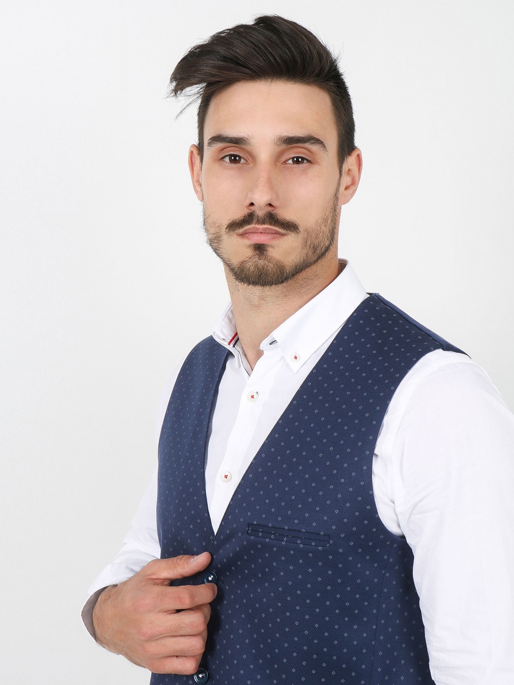 Colete com padr�o tecido de malha