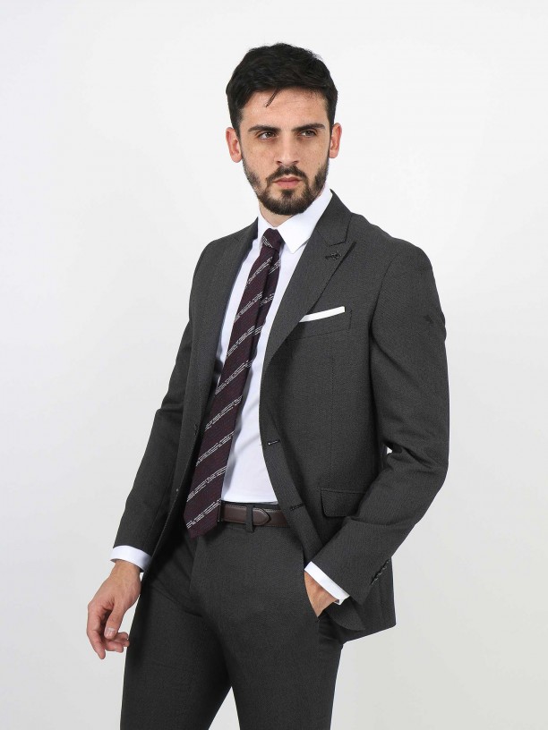 Slim fit micro pattern suit