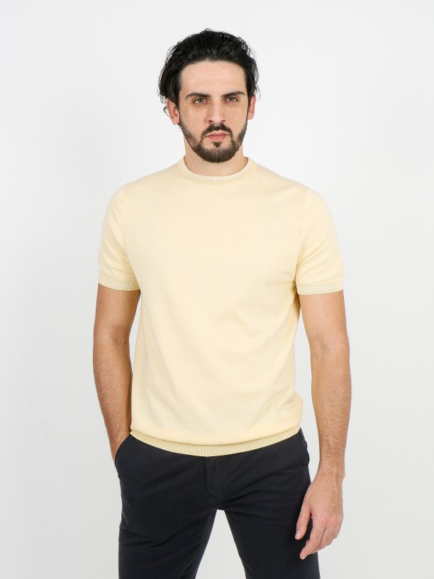 100% cotton knit t-shirt