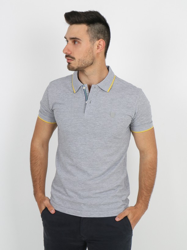 Polo piqué de algodão com risca Polo piqué de algodão com risca