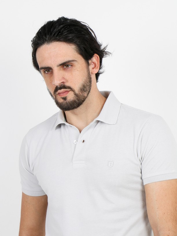 Polo piqué 100% algodão Polo piqué 100% algodão