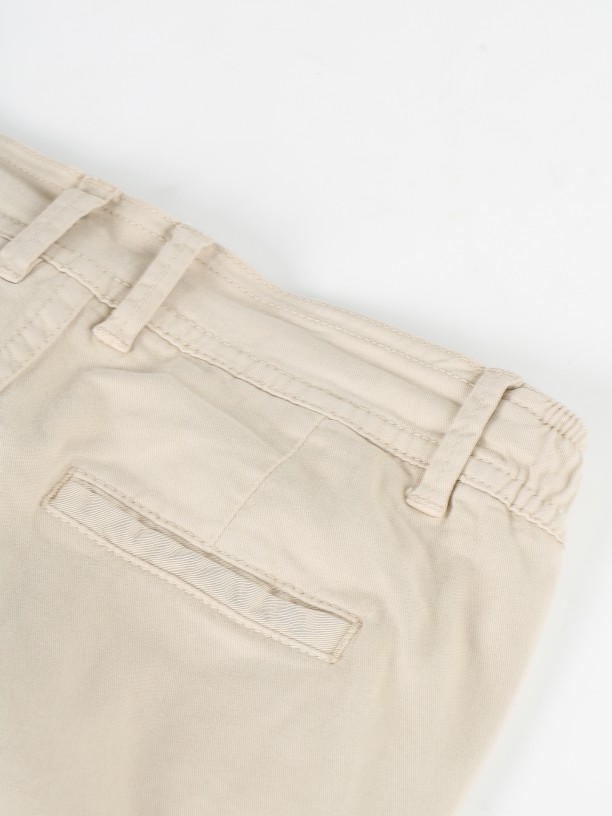 Pantalones chino algodn elstico