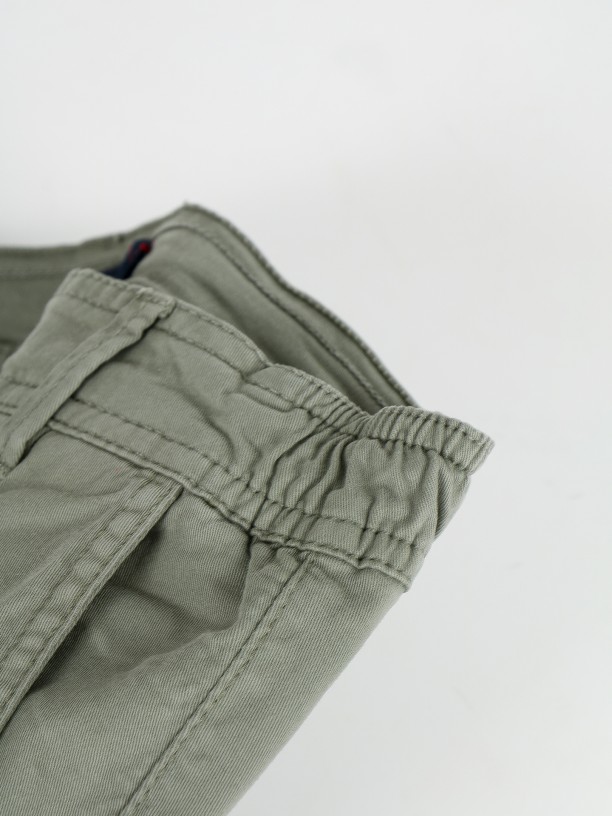 Pantalones chino algodón elástico