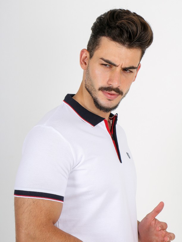 Polo de algodão com fecho Polo de algodão com fecho