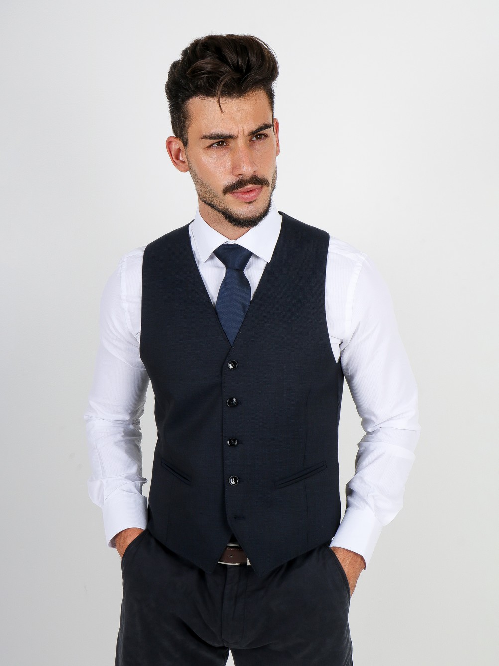 Colete cl�ssico com padr�o 100% l�