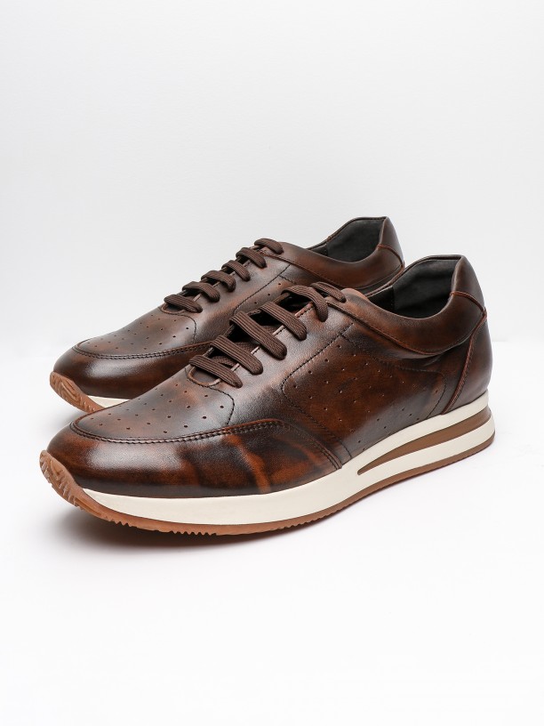 Leather sneakers with sole detail Leather sneakers with sole detail