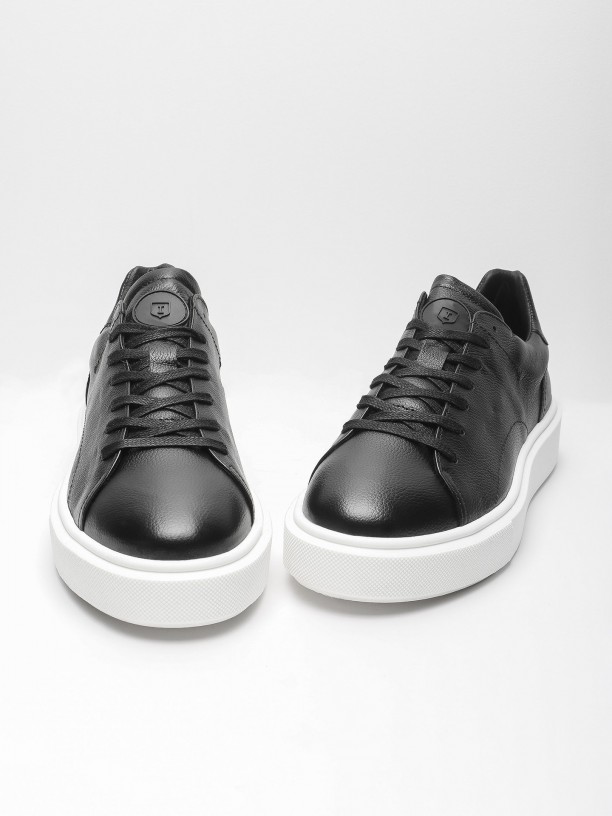 Wide-soled leather sneakers Wide-soled leather sneakers