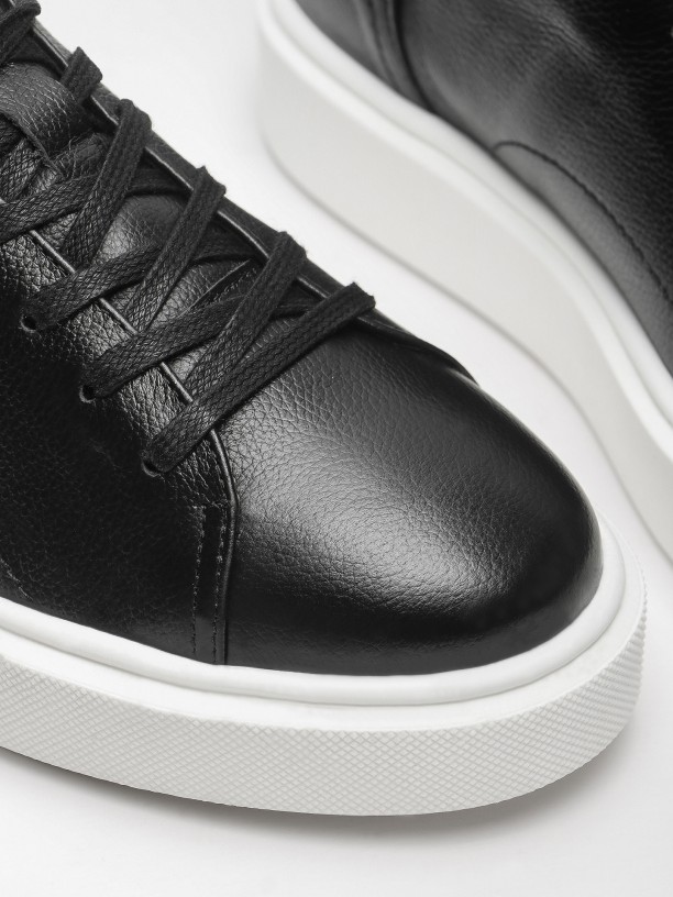 Wide-soled leather sneakers Wide-soled leather sneakers