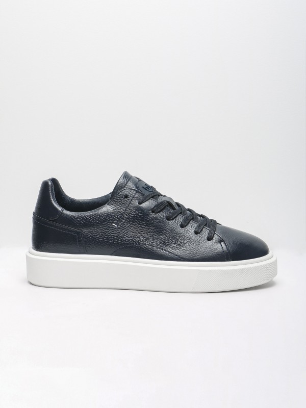 Wide-soled leather sneakers