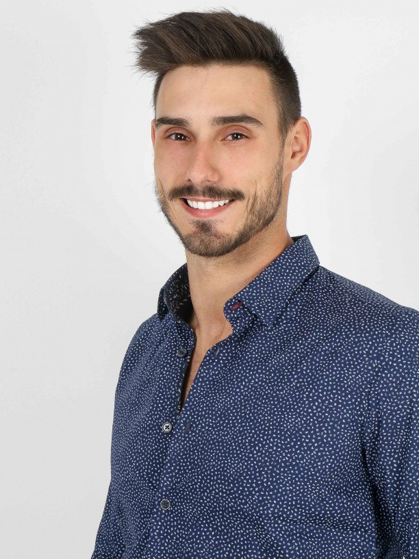 Camisa micro padrão slim fit Camisa micro padrão slim fit