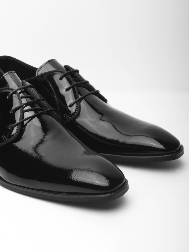 Sapato elegante pele verniz
