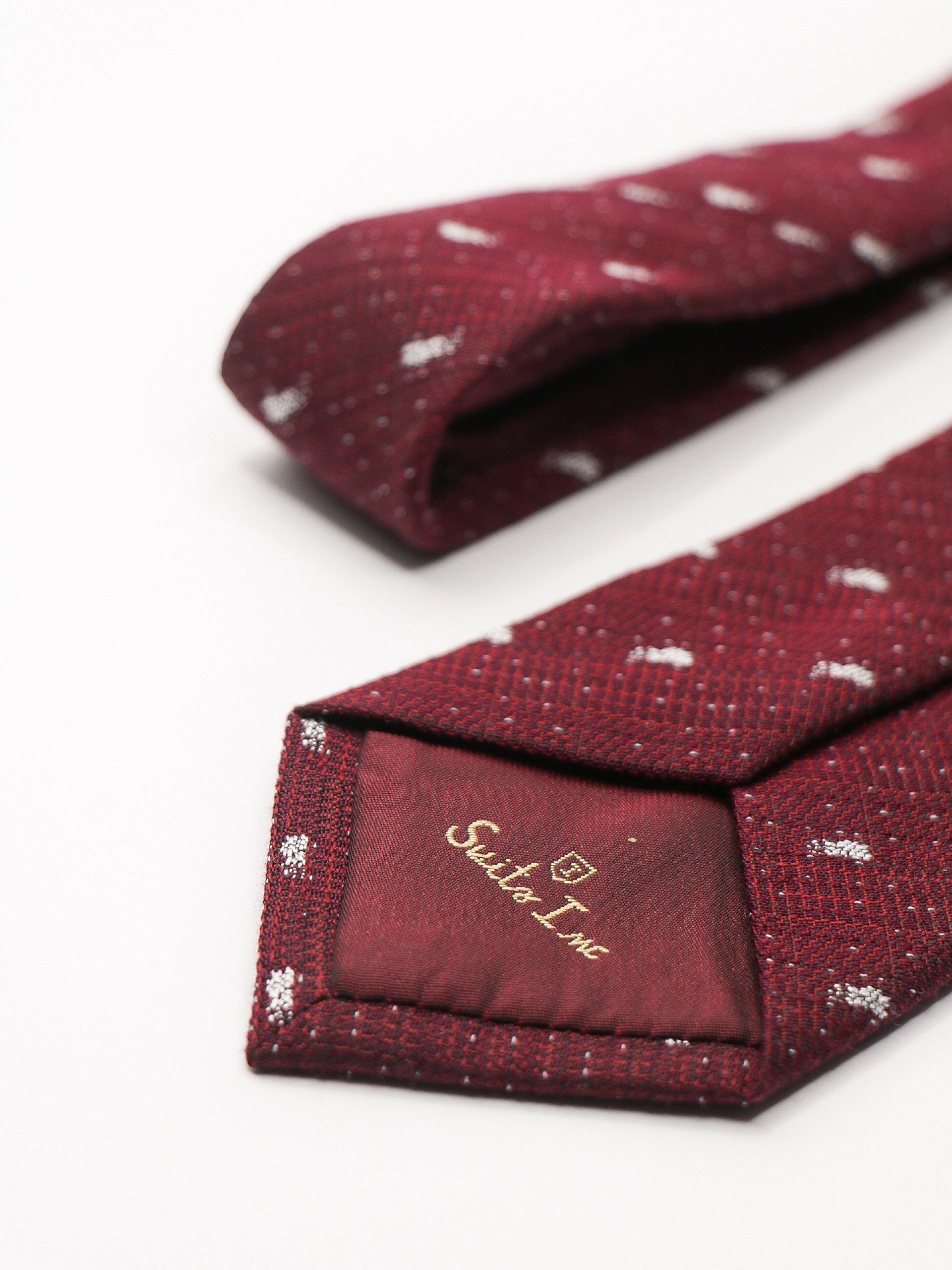 Gravata de malha com padrão