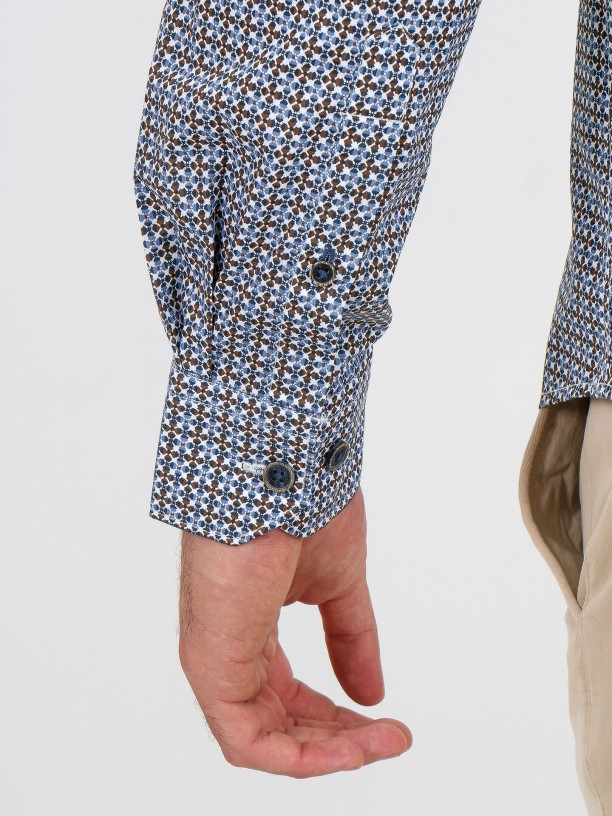 Camisa de algodão com padrão mosaico