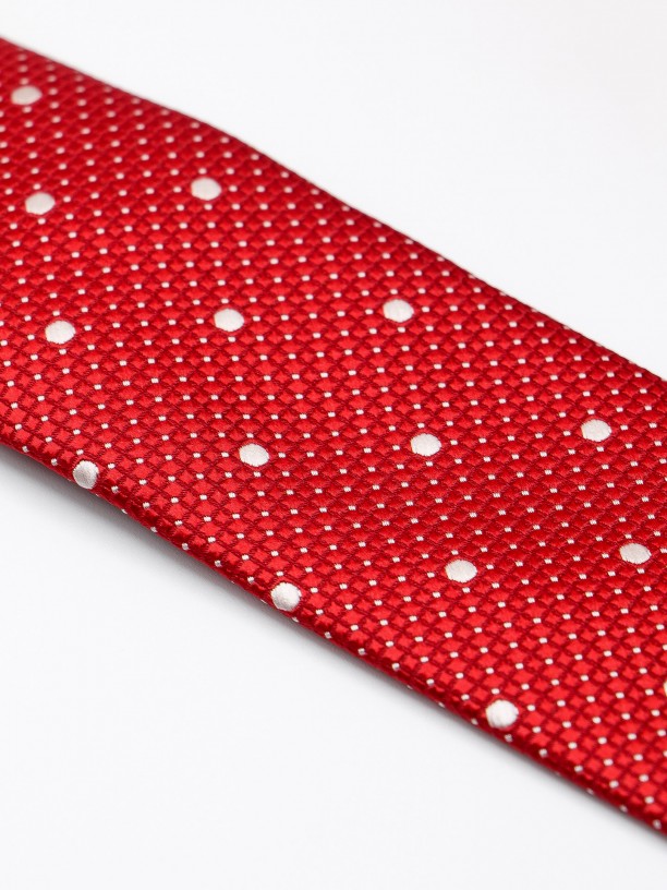 Slim tie with dots pattern