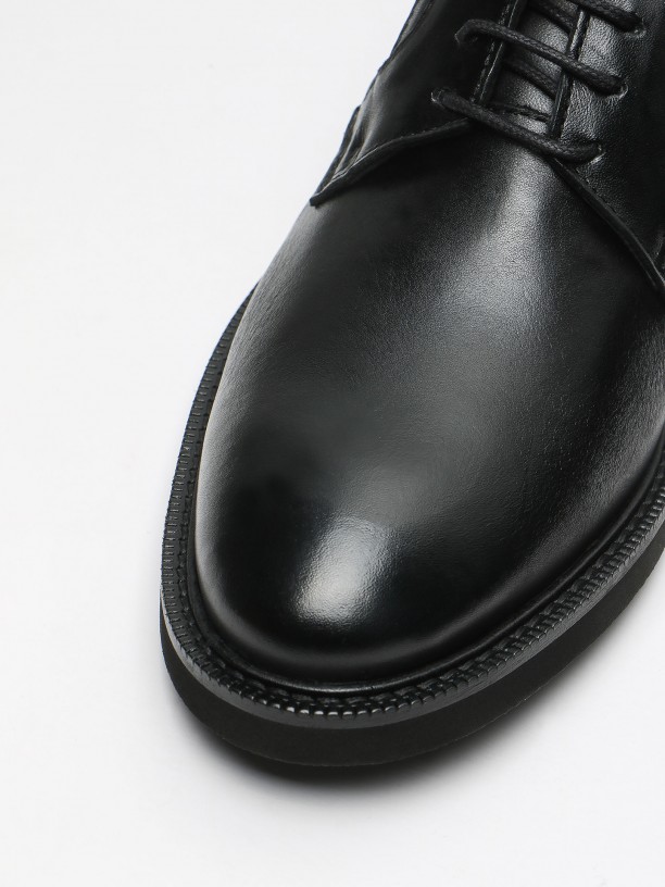 Sapato elegante de pele com palmilha reforçada