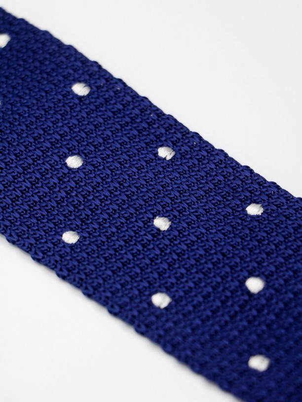 Dots pattern handmade knitted tie