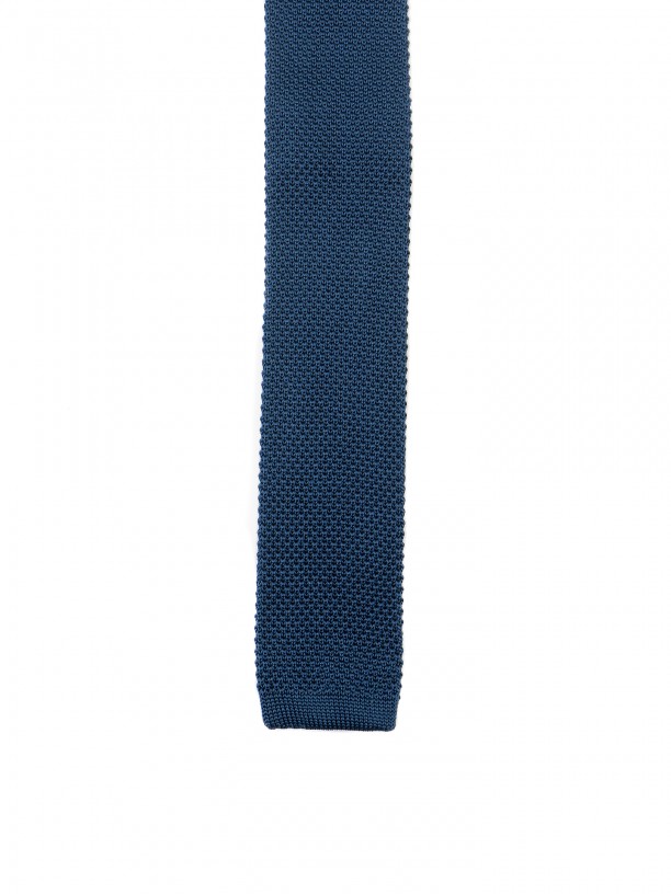 Handmade knitted tie