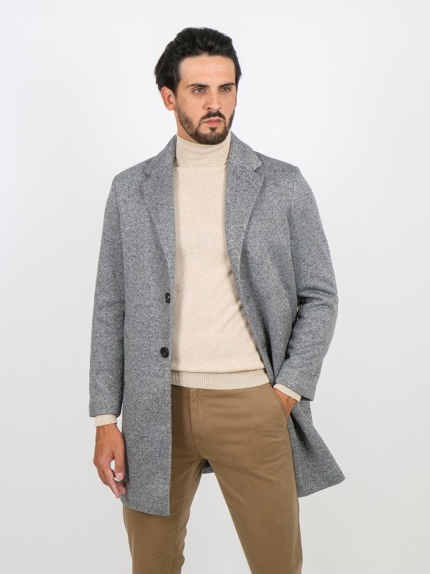 Knitted overcoat with pattern