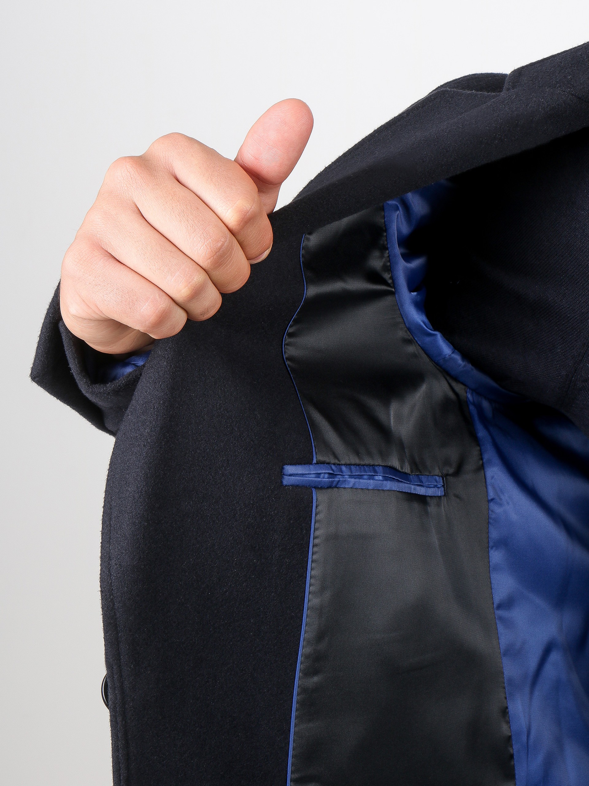 Sobretudo slim fit lapela clássica