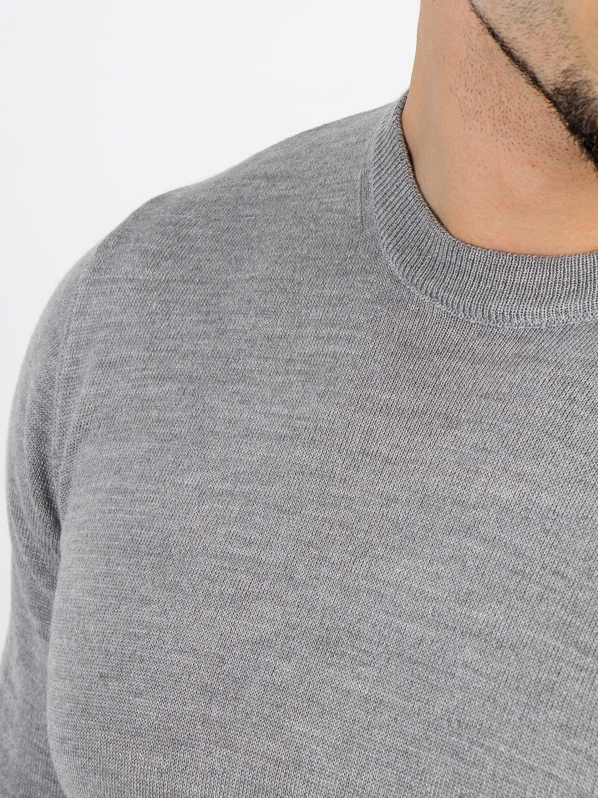 Camisola de malha lã gola redonda