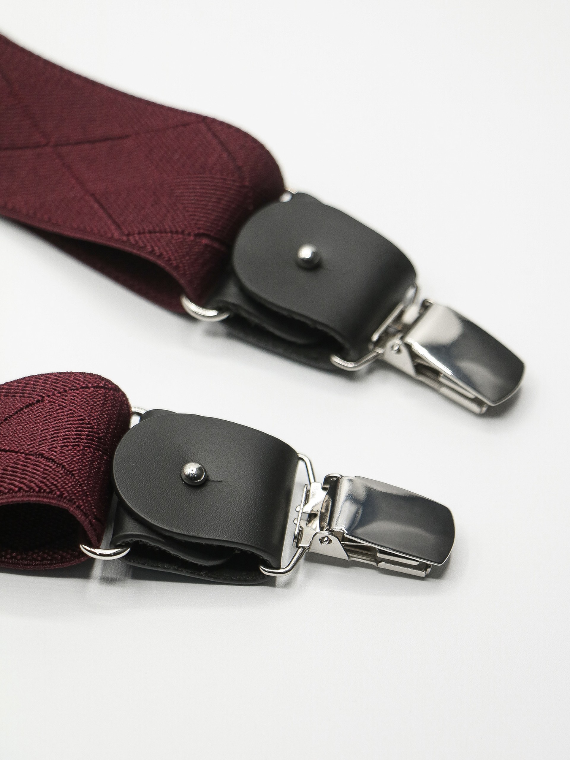 Tirante con estampado ligero