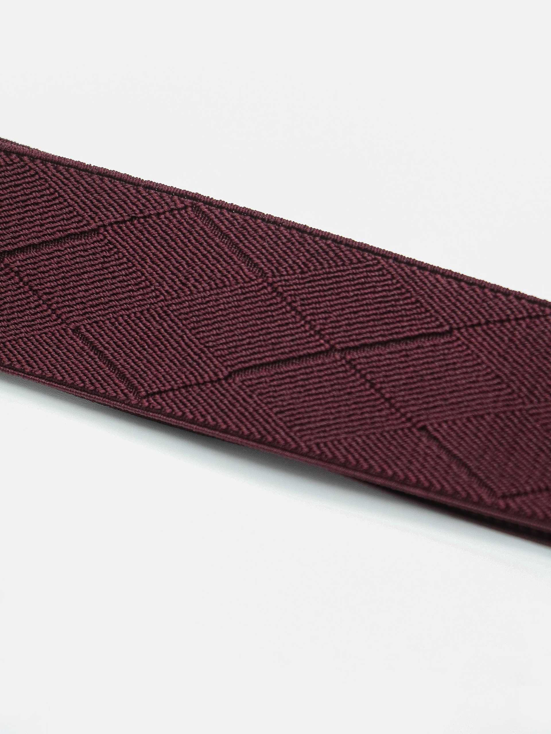 Tirante con estampado ligero