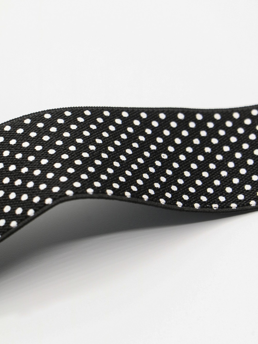 Dott pattern braces