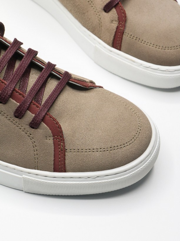 Leather sneakers with sole detail
