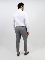 Pantalones slim fit dobladillo corto Pantalones slim fit dobladillo corto