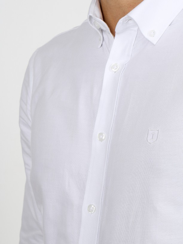 Camisa de algodão com bordado