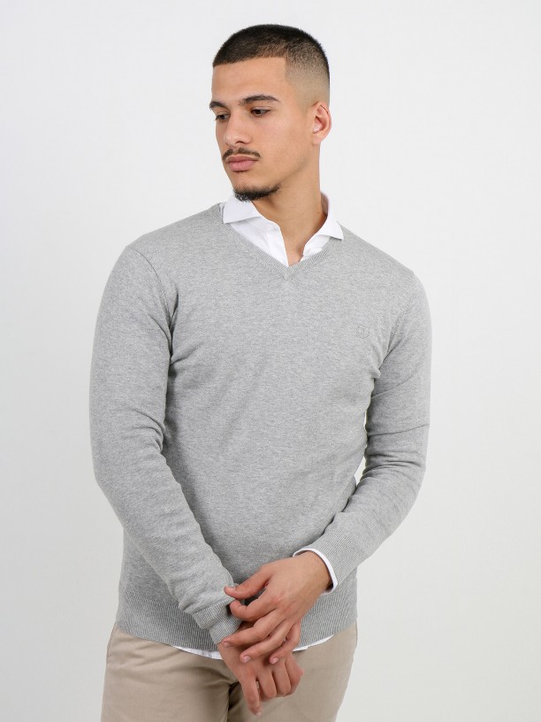 V-collar 100% cotton knit sweater