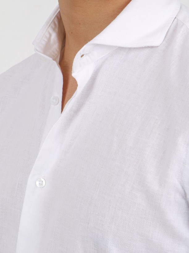 Camisa de lino y algodón cuello corto