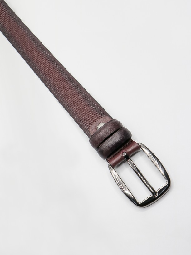 Leather casual belt with pattern