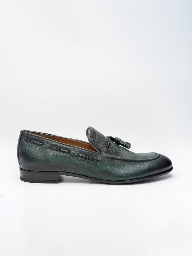 Mocassin de pele com borlas Mocassin de pele com borlas