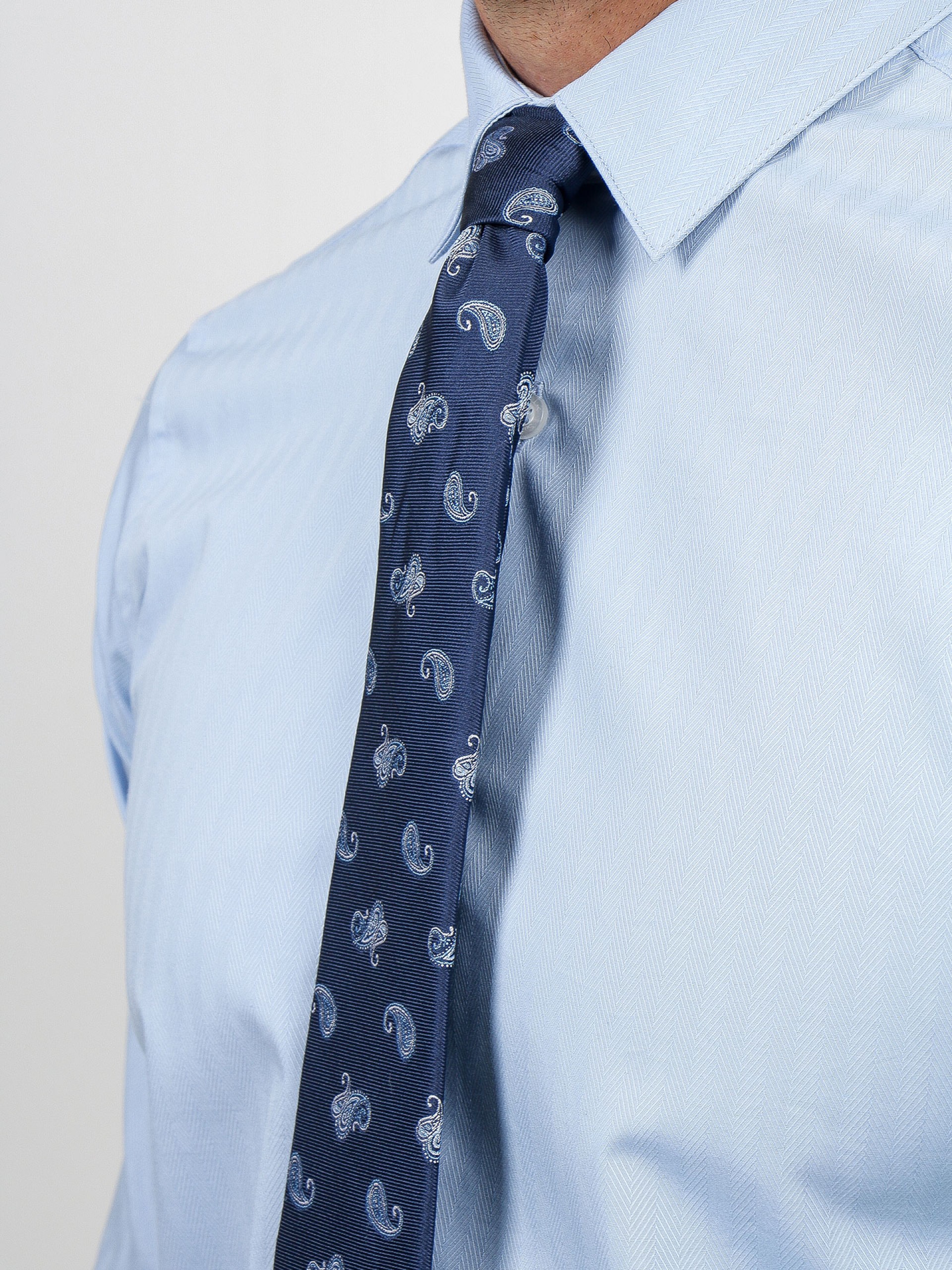 Slim fit classic herringbone shirt