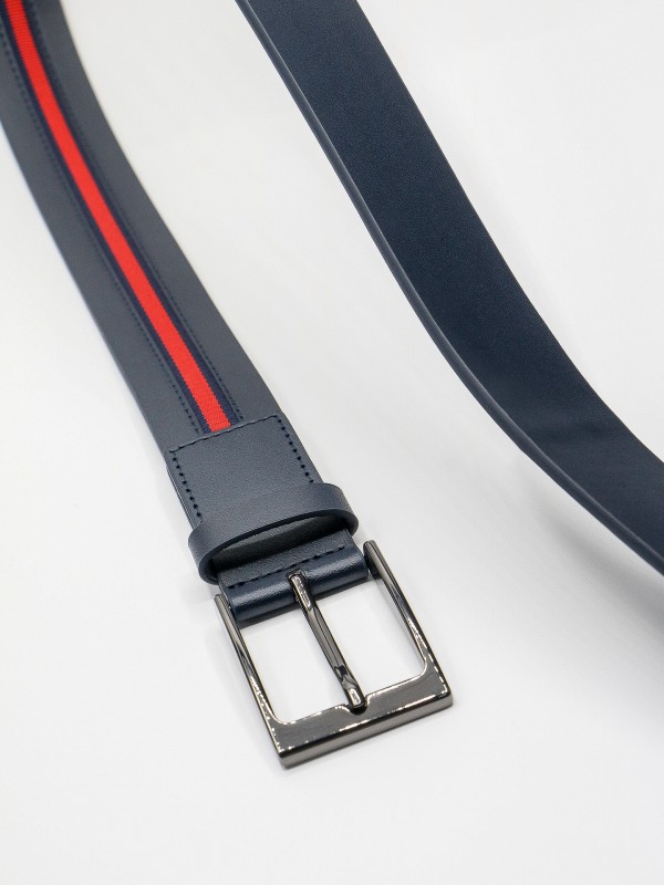 Casual leather belt with stripe