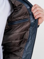 Blus�o de pele genu�na com gola de p�lo remov�vel