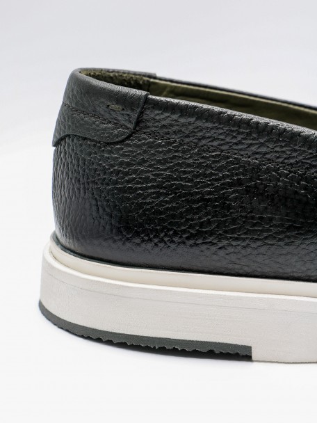 Mocassin casual em pele Mocassin casual em pele