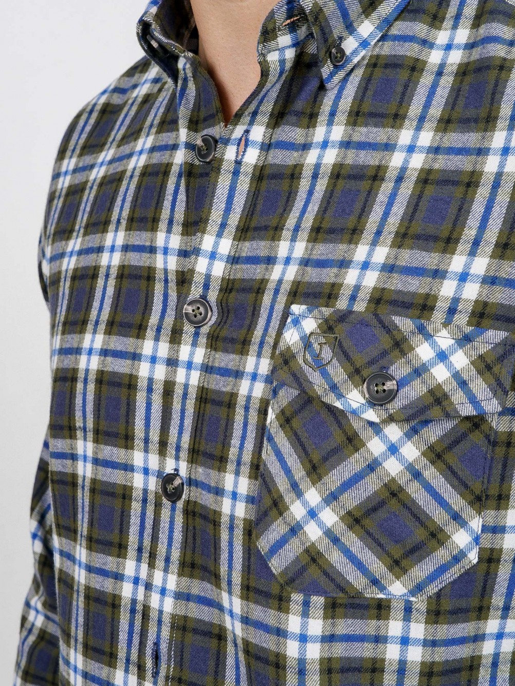 Camisa padrão xadrez com bolso
