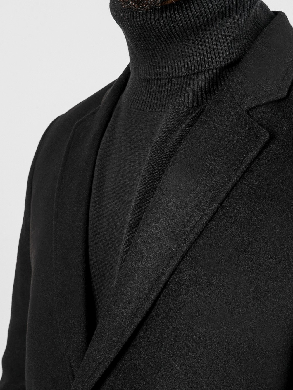 Sobretudo slim fit lapela clássica
