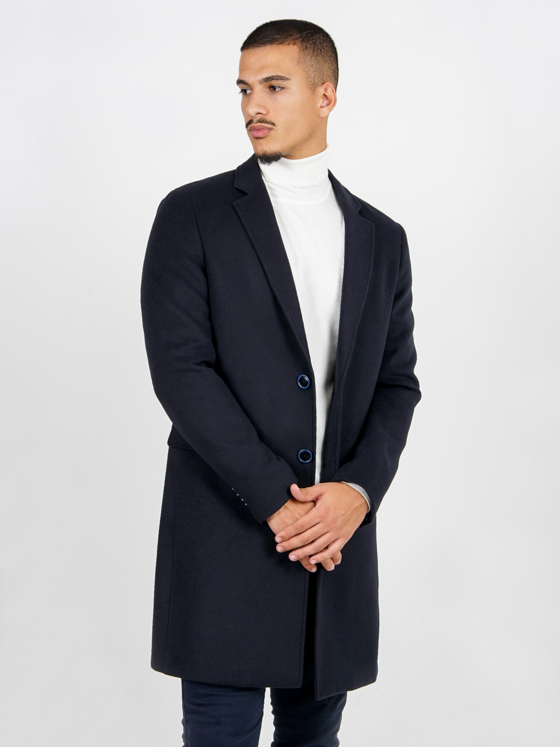 Sobretudo slim fit lapela clássica