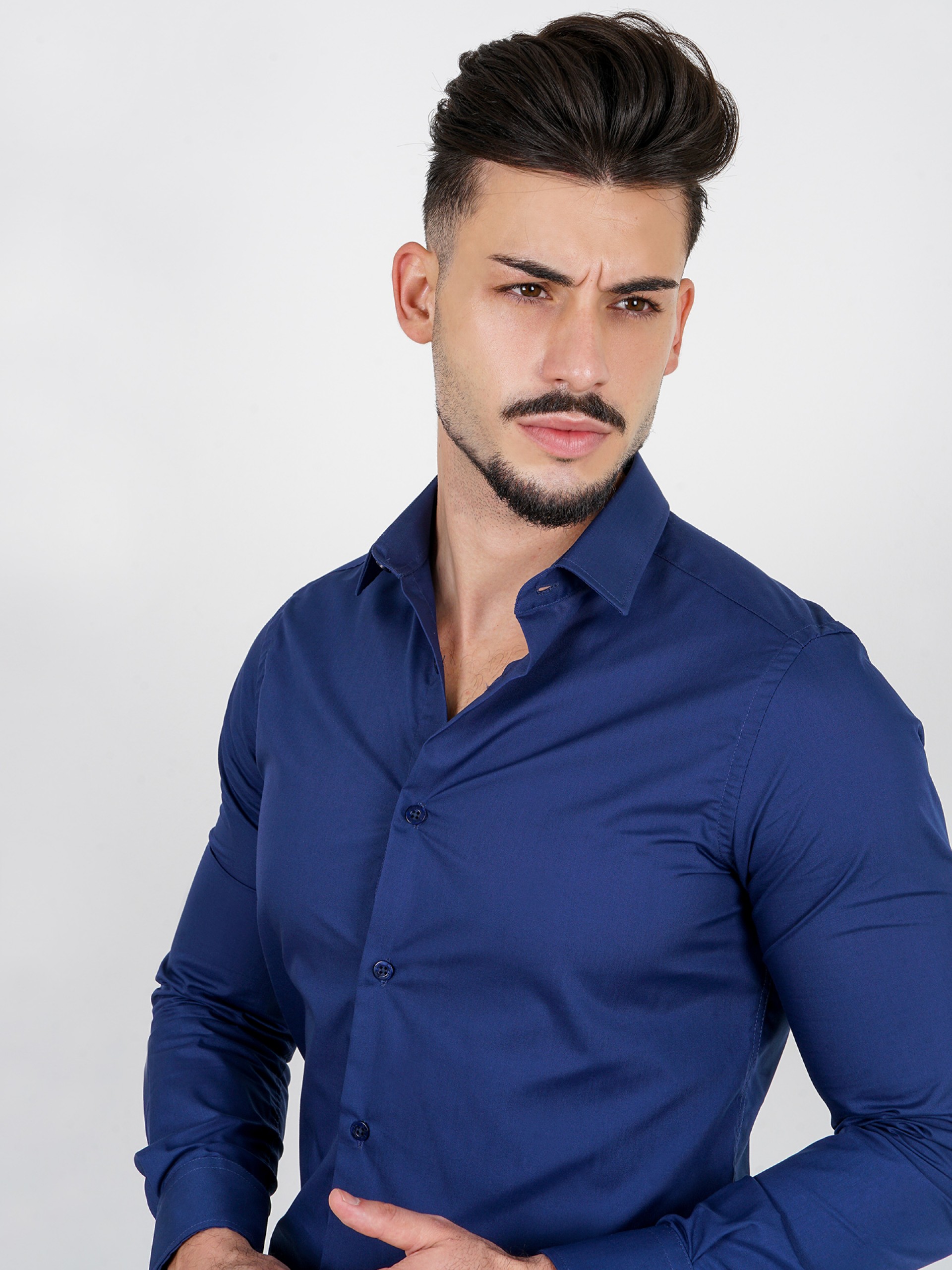 Camisa clásica lisa slim fit